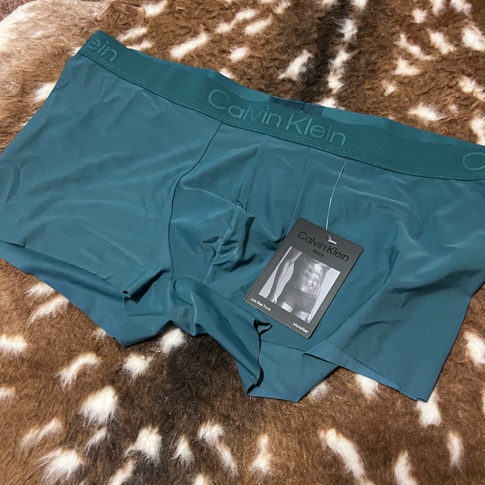 Calvin Klein low‎ rise trunk microfiber NWT